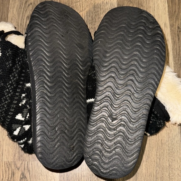 Mudd Winter Slipper Boots - Picture 5 of 5